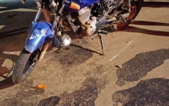 Jaru: Motociclista se envolve em acidente e fica ferido na Avenida D. Pedro I