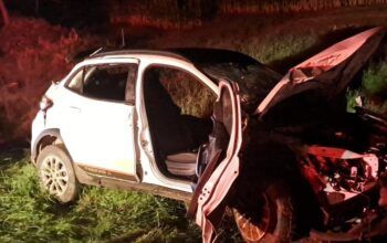 Jaru: Grave colisão na BR-364 entre Fiat Argo e Gol termina em capotamento após tentativa de ultrapassagem