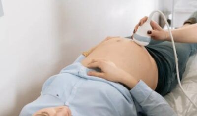 Mãe de gêmeos descobre que cada bebê tem um pai diferente