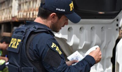 Jaru: Fiscalização da PRF resulta em prisão de condutor por uso de documento falso