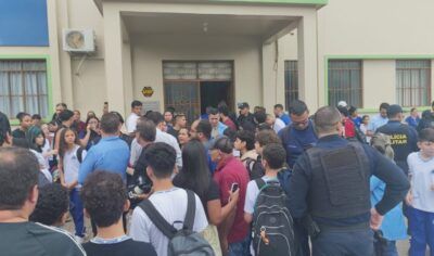 Adolescente de 13 anos armado invade escola e mata duas funcionárias em Rio Branco