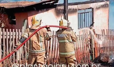 Jaru:Incêndio destrói residência e família com três crianças precisa de ajuda