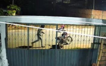 Motocicleta é furtada de residência durante a madrugada em Jaru; ação foi registrada por câmeras