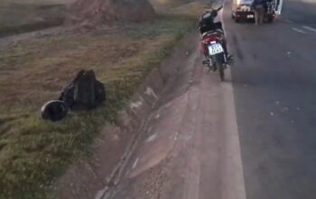 Jaru: Motociclista é resgatada após cair em vala de escoamento às margens da BR-364