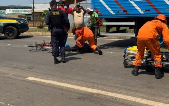 Jaru: Acidente envolvendo bicicleta e caminhão deixa mulher gravemente ferida na Avenida JK