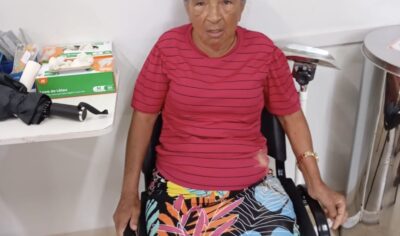 Jaru: Idosa é socorrida após cair em via pública e está no Hospital Municipal à espera de familiares para buscá-la