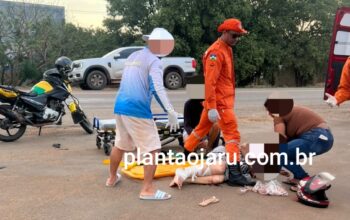 Jaru: Colisão entre motociclistas deixam duas pessoas feridas na BR-364 em frente o Auto Posto Marques