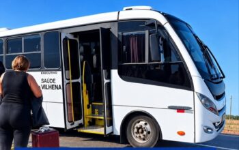 Micro-ônibus da Saúde perde roda e quase termina em tragédia durante viagem em Rondônia