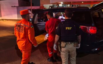 Bebê nasce dentro de viatura da PRF em Rondônia