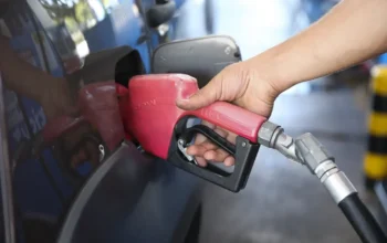 Governo prorroga subsídio ao diesel por mais 30 dias para conter alta dos combustíveis