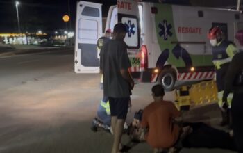 Jaru: Três pessoas ficam feridas em colisão entre motocicletas na noite desta quinta-feira