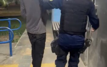 Jaru: PM age rápido e prende homem em flagrante após arrombamento e furto em supermercado na madrugada desta Quinta-feira (08)