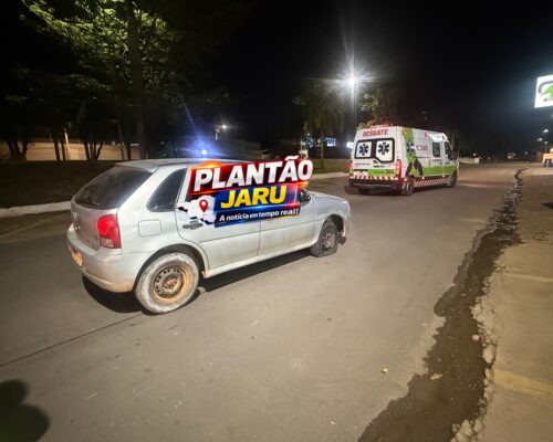 Jaru: Veículo com sinais de colisão é encontrado abandonado no meio da Avenida JK, na noite deste Sábado (10)