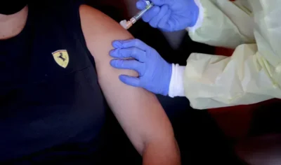 Vacina experimental contra o câncer de pele reduz em 42% o risco de retorno do melanoma
